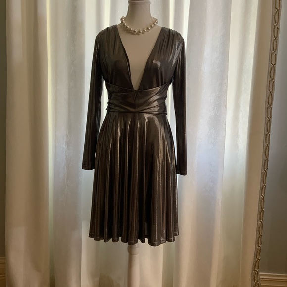 HALSTON HERITAGE Gunmetal Metallic Dress Size Medium - Picture 3 of 6